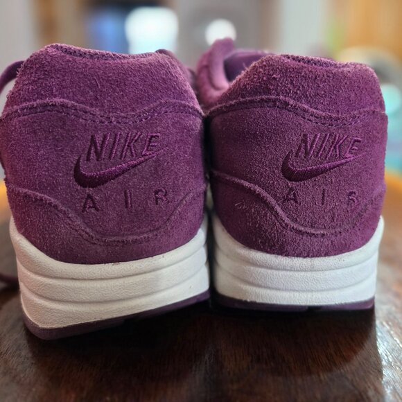 Women’s Nike Air Max 1 Premium SC Jewel Bordeaux Burgundy Suede - Picture 3 of 5